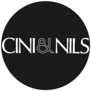 (c) Cinienils.com